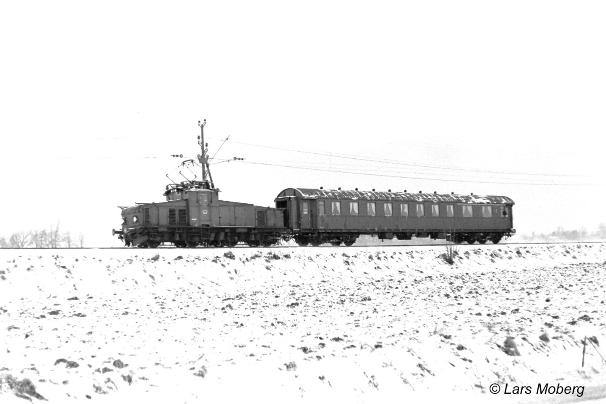 x1088 Hc 523 Hidingebro 29-12-71 35.JPG