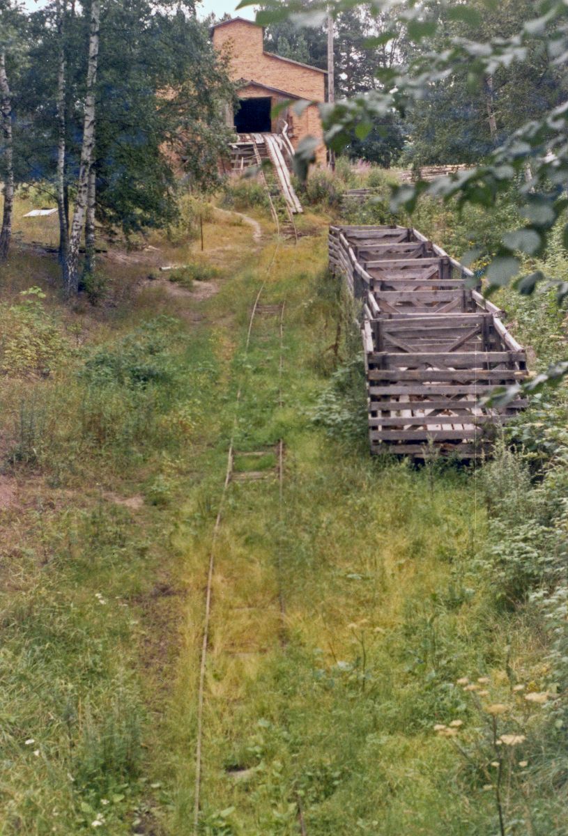 Säbylunds torvfabrik (den södra) 1980 foto Conny Sernfalk_redigerad-3.jpg