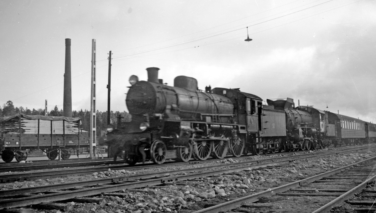 Pt 1032 Köping 1946 B4 1514 B 1430 sm.KBIA02391.jpg