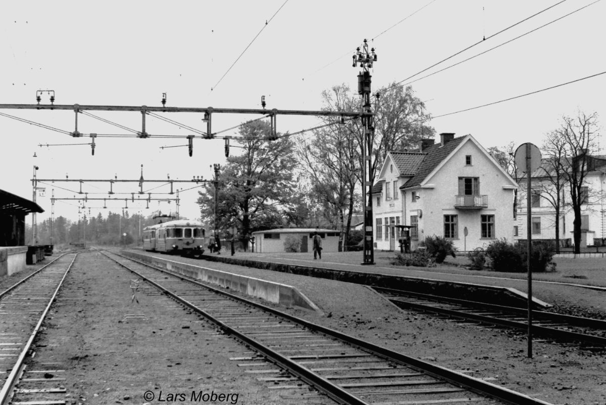 x1053 X17 976 Ljung 9-10-71 31.JPG